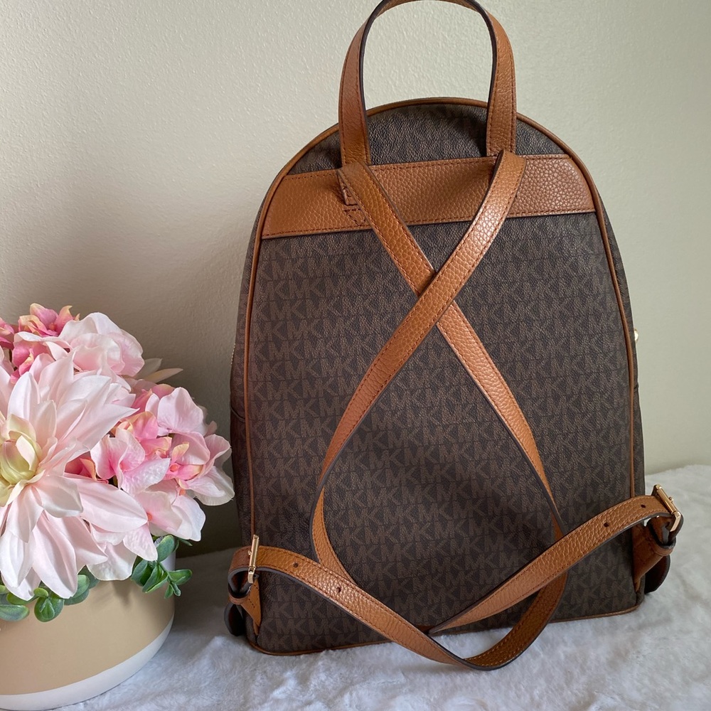 Michael Kors abbey backpack - Picture 4 of 9